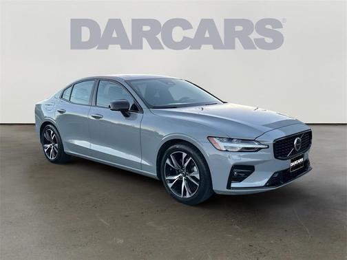 2025 Volvo S60 B5 Core