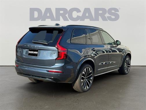 2026 Volvo XC90 B6 Ultra Dark Theme 7-Seater