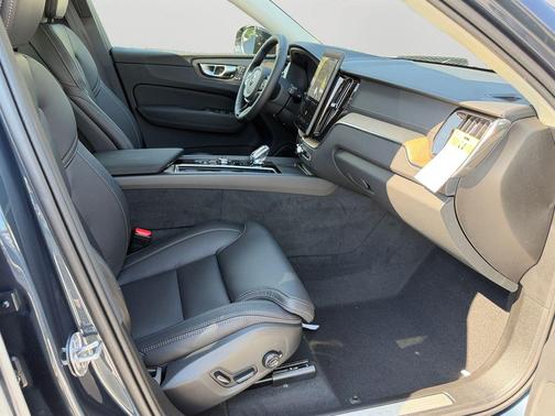 Denim Blue Metallic 2026 Volvo XC60 Plug-In Hybrid Ultra, T8 AWD Electric/Gasoline, Dark