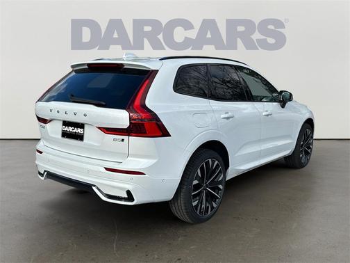 2026 Volvo XC60 B5 Ultra