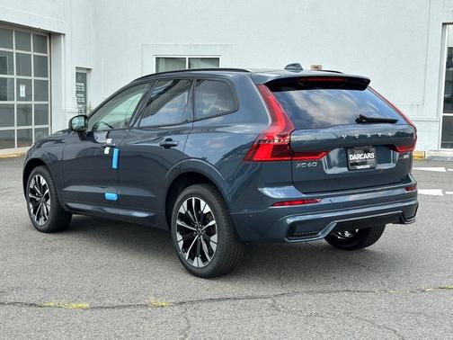2026 Volvo XC60 B5 Ultra