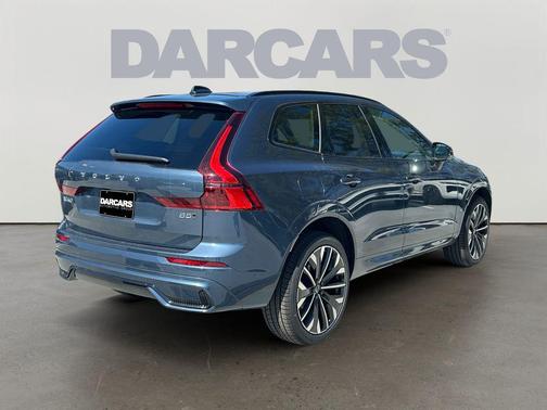 Denim Blue Metallic 2026 Volvo XC60 B5 Ultra