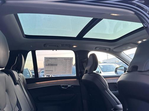 2026 Volvo XC90 Ultra, B6 AWD Gas (mild hybrid), Gasoline, Bright, 7 Seats