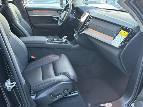 2026 Volvo XC90 Ultra, B6 AWD Gas (mild hybrid), Gasoline, Bright, 7 Seats