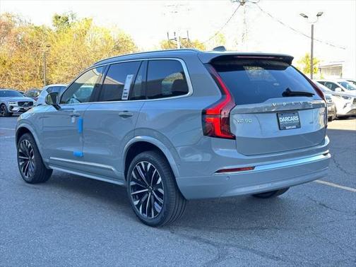 2025 Volvo XC90 B6 Ultra