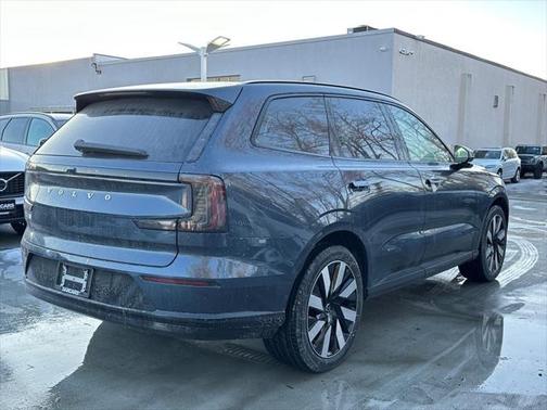 2025 Volvo EX90 Twin Motor Performance Ultra