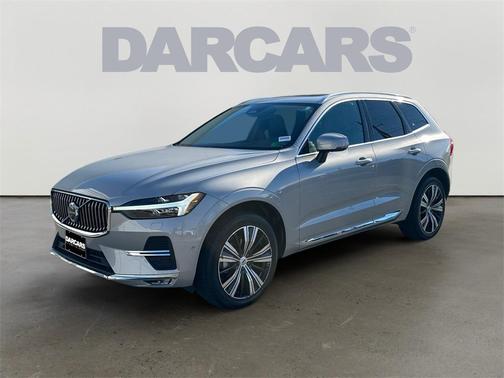 2023 Volvo XC60 B5 Plus Bright Theme