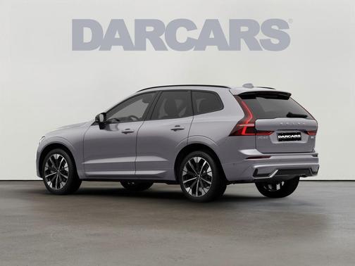 Aurora Silver 2026 Volvo XC60 B5 Plus