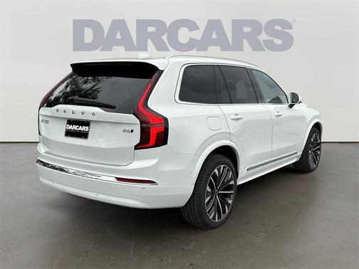 2025 Volvo XC90 B6 Plus 7-Seater