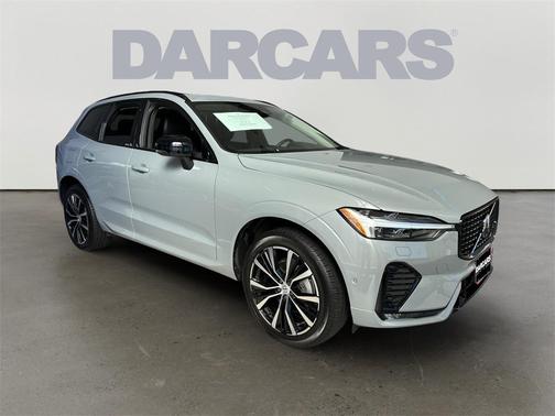 2025 Volvo XC60 B5 Plus