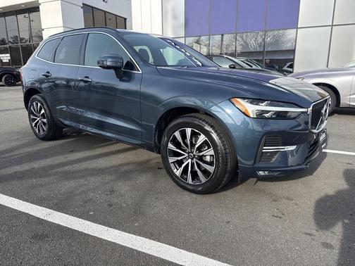 2023 Volvo XC60 B5 Core