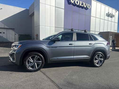 2024 Volkswagen Atlas Cross Sport 2.0T SEL