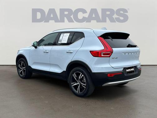Cloud Blue 2025 Volvo XC40 B5 Core Bright Theme