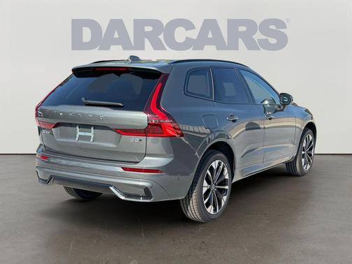 Forest Lake 2026 Volvo XC60 B5 Ultra