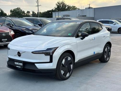 2025 Volvo EX30 Twin Motor Plus