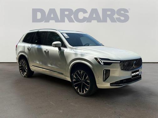 Crystal White Pearl 2026 Volvo XC90 Plus, B6 AWD Gas (mild hybrid), Gasoline, Bright, 7 Seats