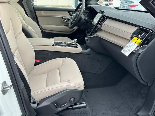 2026 Volvo XC90 B6 Plus 7-Seater