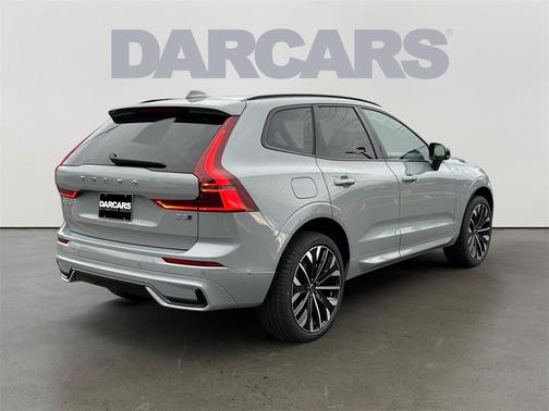 2026 Volvo XC60 B5 Ultra