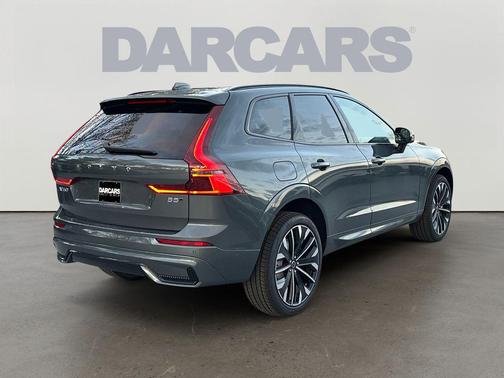 2026 Volvo XC60 B5 Ultra