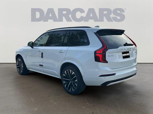 2026 Volvo XC90 B6 Ultra Dark Theme 7-Seater