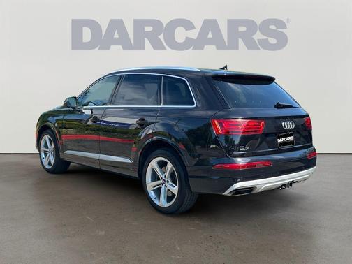 Orca Black Metallic 2019 Audi Q7 55 Prestige