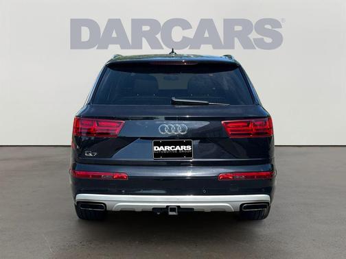 Orca Black Metallic 2019 Audi Q7 55 Prestige