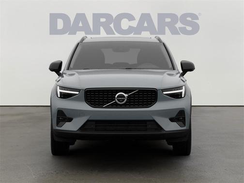 2026 Volvo XC40 B5 Ultra