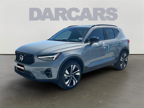 2026 Volvo XC40 B5 Ultra