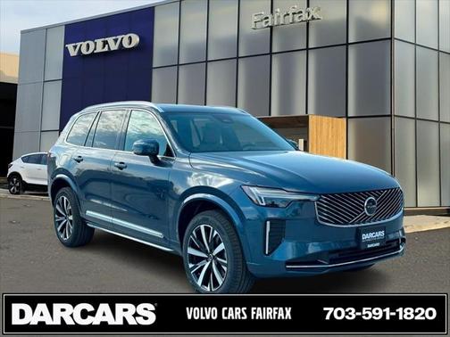 2025 Volvo XC90 B6 Core