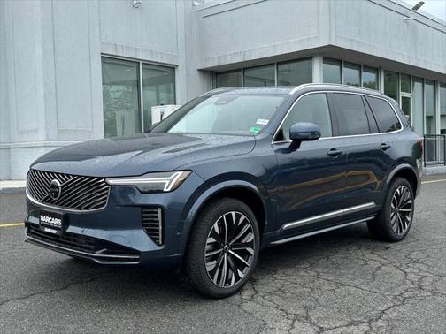 2025 Volvo XC90 B6 Ultra