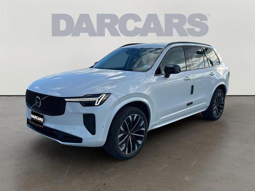 2026 Volvo XC90 B6 Ultra Dark Theme 6-Seater