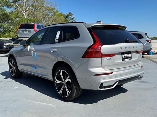 2025 Volvo XC60 B5 Ultra