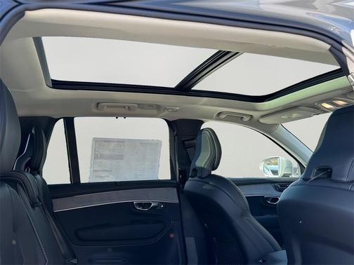 2026 Volvo XC90 B6 Ultra 7-Seater