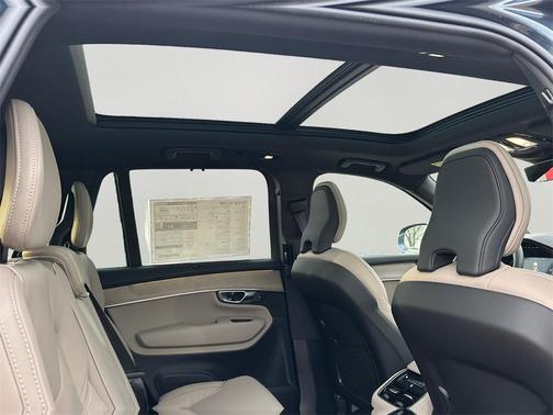 2026 Volvo XC90 B6 Ultra 7-Seater