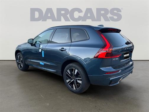 2026 Volvo XC60 B5 Plus