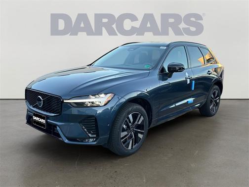 2026 Volvo XC60 B5 Plus