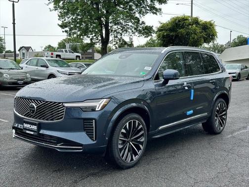 2025 Volvo XC90 B6 Ultra