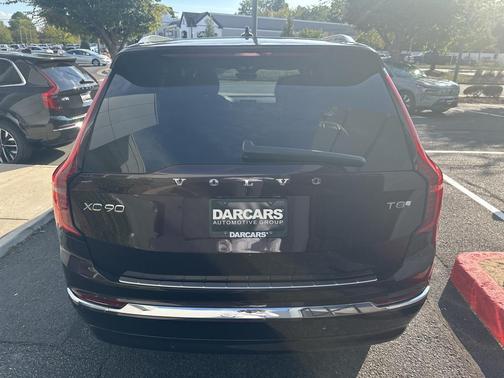 2025 Volvo XC90 Plug-In Hybrid T8 Core 7-Seater