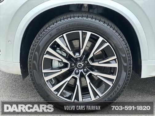 2024 Volvo XC90 Recharge Plug-In Hybrid T8 Plus Bright Theme 7-Seater