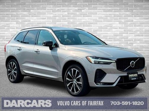 2023 Volvo XC60 B5 Plus Dark Theme