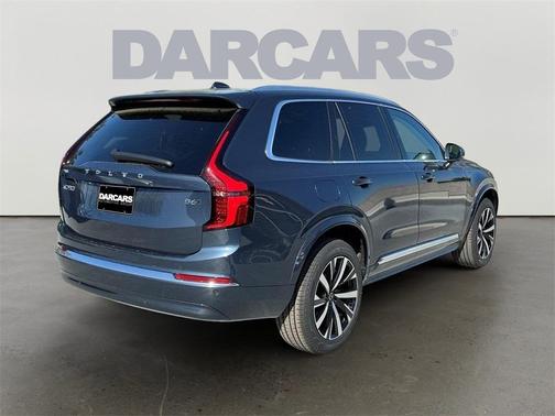 2025 Volvo XC90 B6 Core