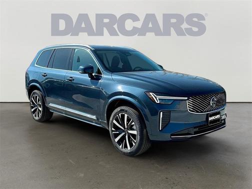 2025 Volvo XC90 B6 Core