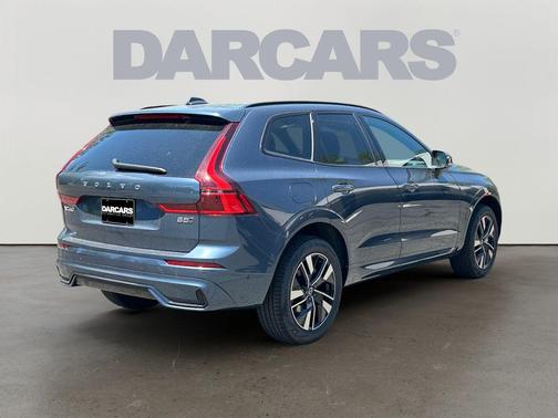 Denim Blue Metallic 2026 Volvo XC60 B5 Plus