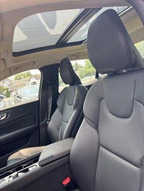 2024 Volvo S60 B5 Core Dark Theme