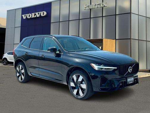 2025 Volvo XC60 Plug-In Hybrid T8 Plus