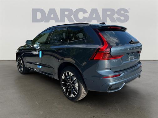 2026 Volvo XC60 Plug-In Hybrid T8 Plus