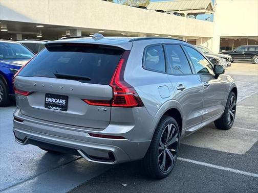 2025 Volvo XC60 Plug-In Hybrid T8 Ultra