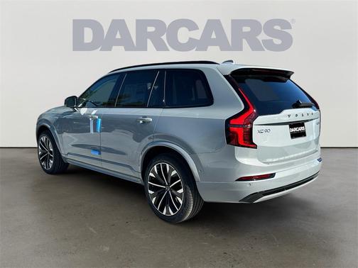 2026 Volvo XC90 B6 Ultra Dark Theme 7-Seater
