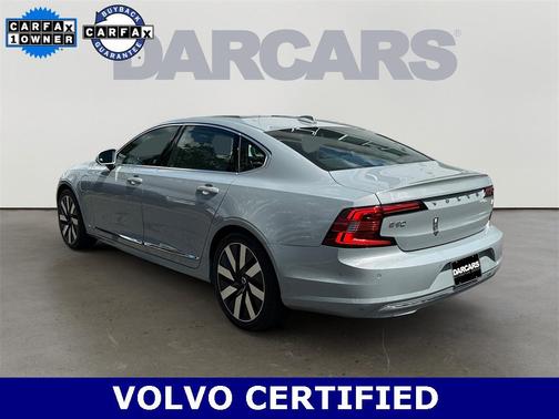 2024 Volvo S90 Recharge Plug-In Hybrid T8 Ultimate