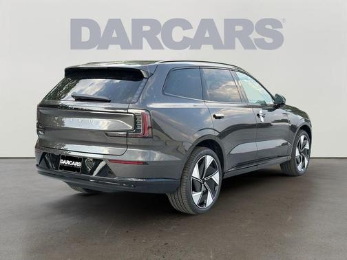 2025 Volvo EX90 Twin Motor Plus